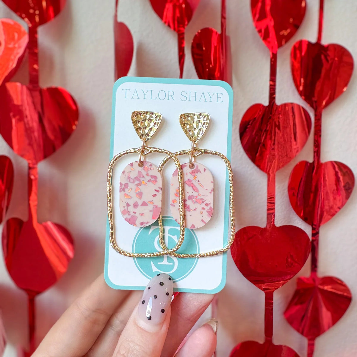 Taylor Shaye|Buttercup Oval Hoops